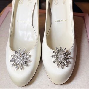 Bridal by BUTTER cashmere Ivory shoes SIZE 8.5 - Wedding shoes